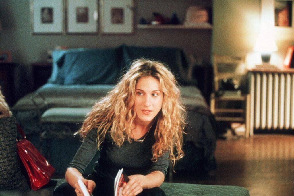 Carrie Bradshaw w swoim mieszkaniu, Seks w wielkim mieście